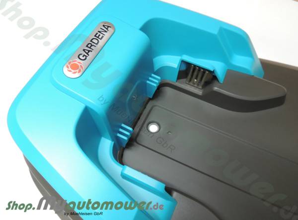 *N/A * == AM 587797103   Charging StationGardena R40Li Blau (Runder Strom Plug)